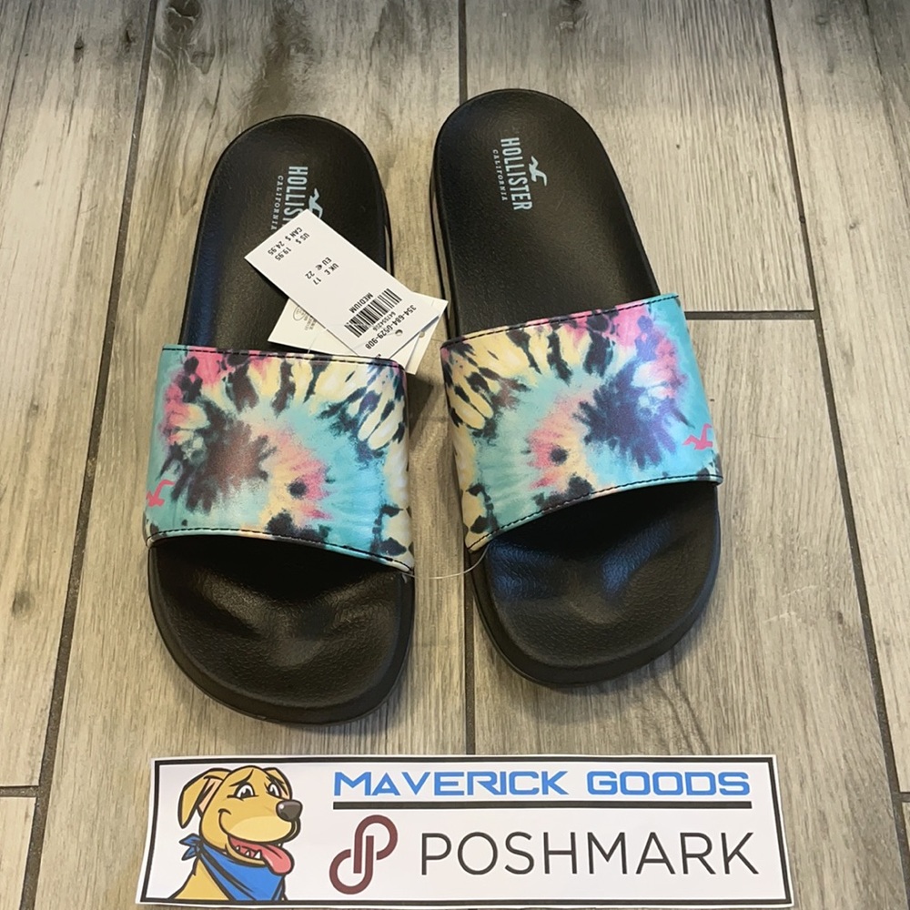 NWT Hollister Tie-Dye Sandals